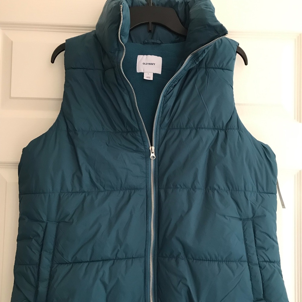Old Navy Puffer Vest